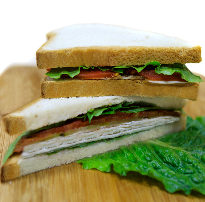 Сэндвич с окороком в/к (150 гр.)